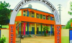 स्कूल की दीवार गिरने से तीन छात्रों की मौत, चार घायल स्कूल की दीवार गिरने से तीन छात्रों की मौत, चार घायल