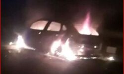 चलती कार बनी आग का गोला-तीन लोग जले