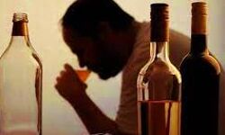 शराब के लिए पैसे नहीं मिलने पर किया दिल दहलाने वाला कारनामा