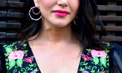 अभिनेत्री ने की वीडियो शेयर- फैंस बोले वह बेटे मोज कर दी अभिनेत्री ने की वीडियो शेयर- फैंस बोले वह बेटे मोज कर दी