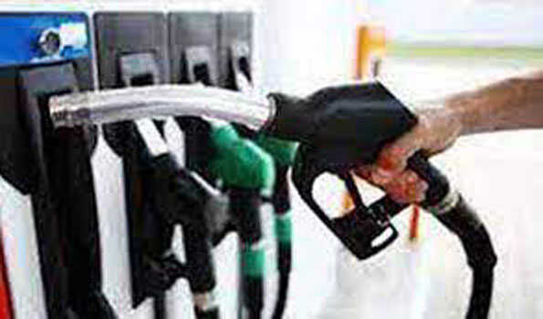 जानिए क्या है आज की पेट्रोल और डीजल की कीमत