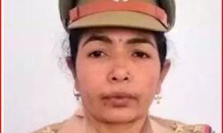 20 हजार की रिश्वत लेते हुए पकड़ी गई महिला दरोगा बर्खास्त 20 हजार की रिश्वत लेते हुए पकड़ी गई महिला दरोगा बर्खास्त