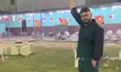 शादी में हर्ष फायरिंग कर युवक ने फिर हवा में उड़ाई गोलियां-वीडियो वायरल शादी में हर्ष फायरिंग कर युवक ने फिर हवा में उड़ाई गोलियां-वीडियो वायरल