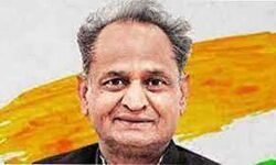 गहलोत ने बूस्टर डोज की घोषणा पर जताई प्रसन्नता गहलोत ने बूस्टर डोज की घोषणा पर जताई प्रसन्नता