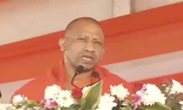 नोटबंदी का विरोध करने वालों का हुआ पर्दाफाश- योगी