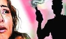 लड़के ने लड़की के चेहरे पर फेंका था तेजाब- अब हुई दोनों की शादी लड़के ने लड़की के चेहरे पर फेंका था तेजाब- अब हुई दोनों की शादी