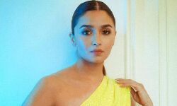 पेटा ने आलिया को 2021 का पर्सन ऑफ द ईयर चुना पेटा ने आलिया को 2021 का पर्सन ऑफ द ईयर चुना