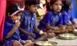 सीएम योगी अब हुए इनके ऊपर मेहरबान-किया मानदेय में बढोत्तरी का ऐलान सीएम योगी अब हुए इनके ऊपर मेहरबान-किया मानदेय में बढोत्तरी का ऐलान