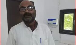 चुनाव से पहले सपा को झटका-साइकिल से उतरे पार्षदों ने थामा कांग्रेस का हाथ चुनाव से पहले सपा को झटका-साइकिल से उतरे पार्षदों ने थामा कांग्रेस का हाथ