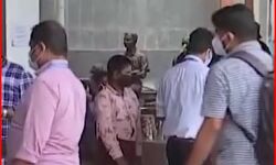 सभाओं एवं रैलियों पर रोक-मास्क नहीं पहनने पर 1000 रुपए का जुर्माना सभाओं एवं रैलियों पर रोक-मास्क नहीं पहनने पर 1000 रुपए का जुर्माना