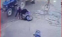 तेज रफ्तार ट्रैक्टर से टकराई स्कूटी सवार युवती की ऐसे बच गई जान तेज रफ्तार ट्रैक्टर से टकराई स्कूटी सवार युवती की ऐसे बच गई जान