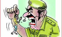 नशे में टल्ली होकर दुकानदार बाप बेटे से मारपीट करने वाला सिपाही सस्पेंड नशे में टल्ली होकर दुकानदार बाप बेटे से मारपीट करने वाला सिपाही सस्पेंड