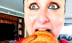 अभिनेत्री की पोस्ट देख फैन बोला ऐसे खा रही हो जैसे पुरे लॉकडाउन भुकी थी अभिनेत्री की पोस्ट देख फैन बोला ऐसे खा रही हो जैसे पुरे लॉकडाउन भुकी थी