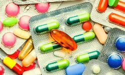 जिला अस्पताल में एक्सपायरी दवा देने पर मेडिकल स्टोर सील जिला अस्पताल में एक्सपायरी दवा देने पर मेडिकल स्टोर सील