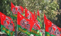 सपा विधायक खिलाफ गैर जमानती वारंट- धमकाने का है आरोप