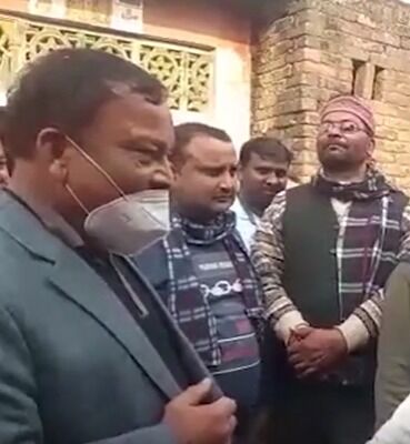 BJP समर्थक को धमकी देकर बोले पूर्व मंत्री- बनाकर रख देंगे चकरघिन्नी BJP समर्थक को धमकी देकर बोले पूर्व मंत्री- बनाकर रख देंगे चकरघिन्नी
