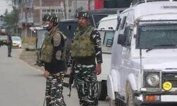 रात भर चली मुठभेड़ के बाद तीन आतंकवादी हुए ढ़ेर रात भर चली मुठभेड़ के बाद तीन आतंकवादी हुए ढ़ेर