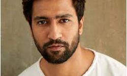 विक्की कौशल को पसंद आई अतरंगी रे