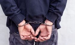 कीड़ा हटाने का झांसा देकर लूट करने वाला आरोपी गिरफ्तार कीड़ा हटाने का झांसा देकर लूट करने वाला आरोपी गिरफ्तार