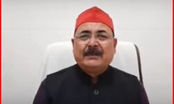 बीजेपी दफ्तर के लिए सपा नेता ने गिफ्ट में भेजा ताला और बोले