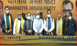 3 बार के सपा विधायक और मुलायम के समधी एवं तीन विधायक बीजेपी में शामिल