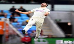 ऑस्ट्रेलिया 155 रन पर सिमटा, इंग्लैंड को 271 का लक्ष्य ऑस्ट्रेलिया 155 रन पर सिमटा, इंग्लैंड को 271 का लक्ष्य