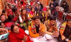 समाज में बेटियों को सुरक्षा व सम्मान की आवश्यकता है- मनीष चौधरी समाज में बेटियों को सुरक्षा व सम्मान की आवश्यकता है- मनीष चौधरी