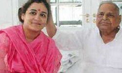 मुलायम की बहू अपर्णा आज हो सकती हैं भाजपा में शामिल मुलायम की बहू अपर्णा आज हो सकती हैं भाजपा में शामिल