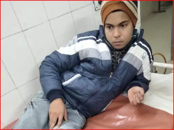 दुष्कर्म करके भागे आरोपी से पुलिस की मुठभेड़-रेपिस्ट का हुआ यह हाल दुष्कर्म करके भागे आरोपी से पुलिस की मुठभेड़-रेपिस्ट का हुआ यह हाल