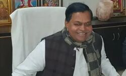 भगवा चोला उतारकर हाथी पर सवार हुए BJP नेता-यहां से लड़ेंगे चुनाव