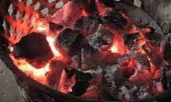 हादसा - अंगीठी के धुएं के कारण दम घुटने से 5 की मौत हादसा - अंगीठी के धुएं के कारण दम घुटने से 5 की मौत