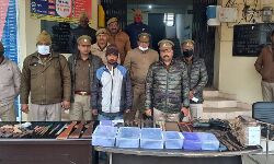 अब यहां भी चलती मिली मौत का सामान बनाने की फैक्ट्री-एक अरेस्ट अब यहां भी चलती मिली मौत का सामान बनाने की फैक्ट्री-एक अरेस्ट