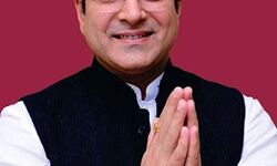 सरकार ने किया EV वेब पोर्टल लॉन्च सरकार ने किया EV वेब पोर्टल लॉन्च