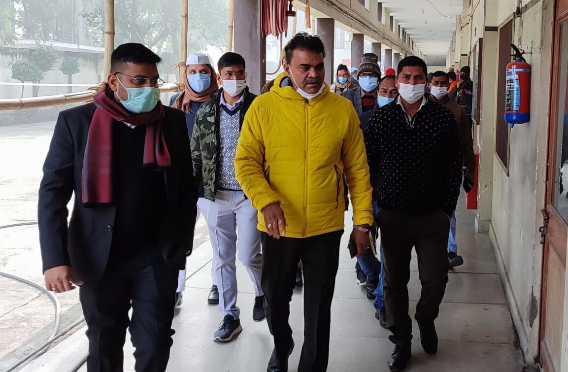 DM CDO ने निरीक्षण कर पीठासीन अधिकारियों को दी यह चेतावनी DM CDO ने निरीक्षण कर पीठासीन अधिकारियों को दी यह चेतावनी