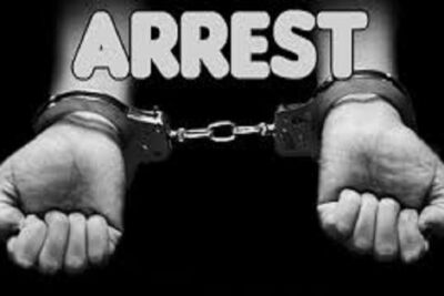 पुलिस ने मुठभेड़ में तीन वांछितों को तमंचा सहित गिरफ्तार किया