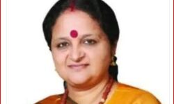 इस पार्टी को छोड़कर साइकिल पर सवार हुए पूर्व सांसद दंपति इस पार्टी को छोड़कर साइकिल पर सवार हुए पूर्व सांसद दंपति