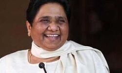 इस पार्टी ने 51 उम्मीदवार की सूची की जारी- उतारे आधे मुस्लिम प्रत्याशी इस पार्टी ने 51 उम्मीदवार की सूची की जारी- उतारे आधे मुस्लिम प्रत्याशी