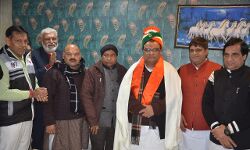 गठबंधन प्रत्याशी का श्रीराम भवन भोपा रोड पर हुआ जोरदार स्वागत गठबंधन प्रत्याशी का श्रीराम भवन भोपा रोड पर हुआ जोरदार स्वागत