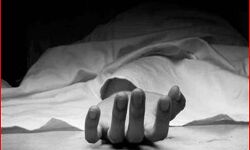 बारात में डांस कर रहे बारातियों के ऊपर चढ़ी कार-एक मरा, कई घायल बारात में डांस कर रहे बारातियों के ऊपर चढ़ी कार-एक मरा, कई घायल