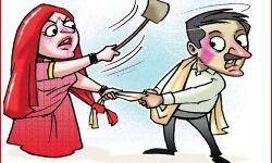 प्रेमिका के लिए घर बनवा रहा था शिक्षक-पहुंची पत्नी तो फिर हुआ यह हाल प्रेमिका के लिए घर बनवा रहा था शिक्षक-पहुंची पत्नी तो फिर हुआ यह हाल