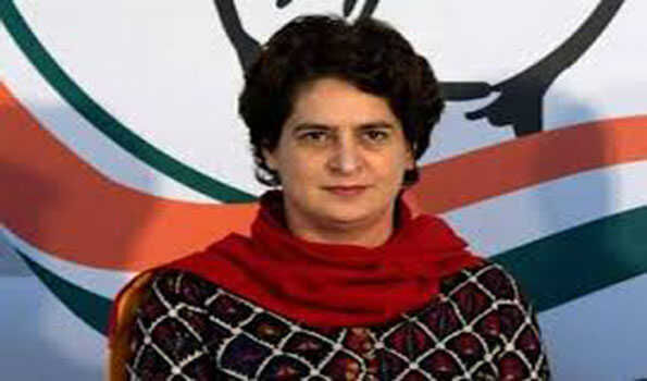 नौकरी पर प्रतिबंध वाला आदेश वापस ले सरकार: प्रियंका नौकरी पर प्रतिबंध वाला आदेश वापस ले सरकार: प्रियंका