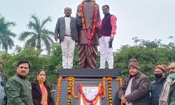 सविता समाज द्वारा धूमधाम से मनाई गई जननायक कर्पूरी ठाकुर की जयन्ती सविता समाज द्वारा धूमधाम से मनाई गई जननायक कर्पूरी ठाकुर की जयन्ती