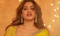 जान्हवी कपूर ने मिस्टर एंड मिसेज माही की पहली झलक शेयर की जान्हवी कपूर ने मिस्टर एंड मिसेज माही की पहली झलक शेयर की