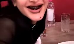 एक्ट्रेस ने किया फनी वीडियो शेयर- फैंस बोले आज दांत कहां गए एक्ट्रेस ने किया फनी वीडियो शेयर- फैंस बोले आज दांत कहां गए