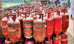 मिली राहत-एलपीजी सिलेंडर के दाम अब हुए इतने सस्ते मिली राहत-एलपीजी सिलेंडर के दाम अब हुए इतने सस्ते