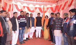 समाजसेवी टीम ने किया सामूहिक राष्ट्रगान का आयोजन समाजसेवी टीम ने किया सामूहिक राष्ट्रगान का आयोजन