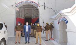 जिला जेल का औचक निरीक्षण जिला जेल का औचक निरीक्षण