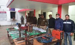 सहारनपुर पुलिस ने पकड़ी अवैध असलाह फैक्ट्री - बनाने वाले दो गिरफ्तार