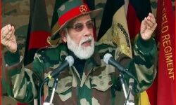 पीएम के फौज की वर्दी पहनने पर पीएमओ को नोटिस-होगी सुनवाई पीएम के फौज की वर्दी पहनने पर पीएमओ को नोटिस-होगी सुनवाई