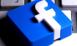 फेसबुक के 18 साल के इतिहास में पहली बार कम हुए डेली यूज़र्स